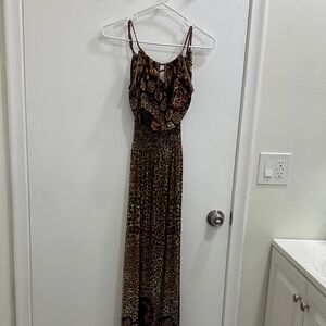 Elegant Leopard Print Maxi Dress